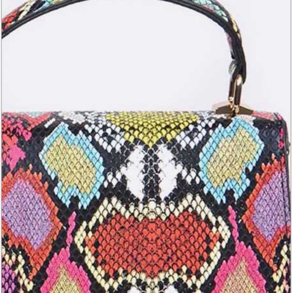 Multi Color Snake Print Convertible Top Handle - Picture 6 of 9
